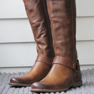 NEW Frye Phillip Boots Size 7